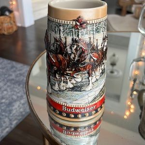 Budweiser Christmas beer stein 1988 series great Christmas gift!